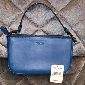 Coach Glovetanned Nolita 19